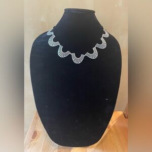 Lucky Brand Silver Scalloped Necklace